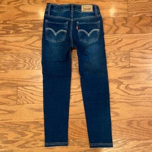 Levi’s Skinny Knit Jeans w/ Pink Stitching Sz 6 REG